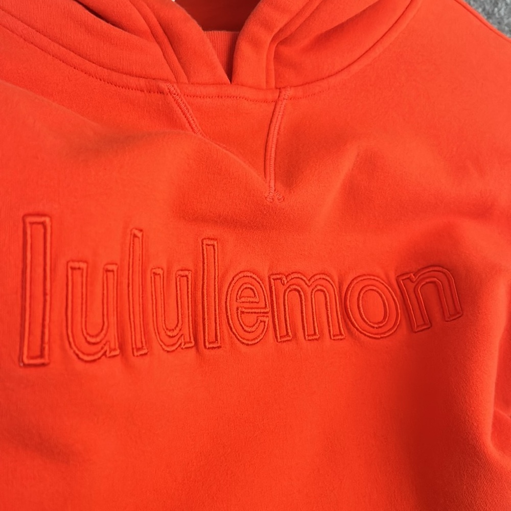 Lululemon scuba hoodie !! Stitched lululemon name ! very soft